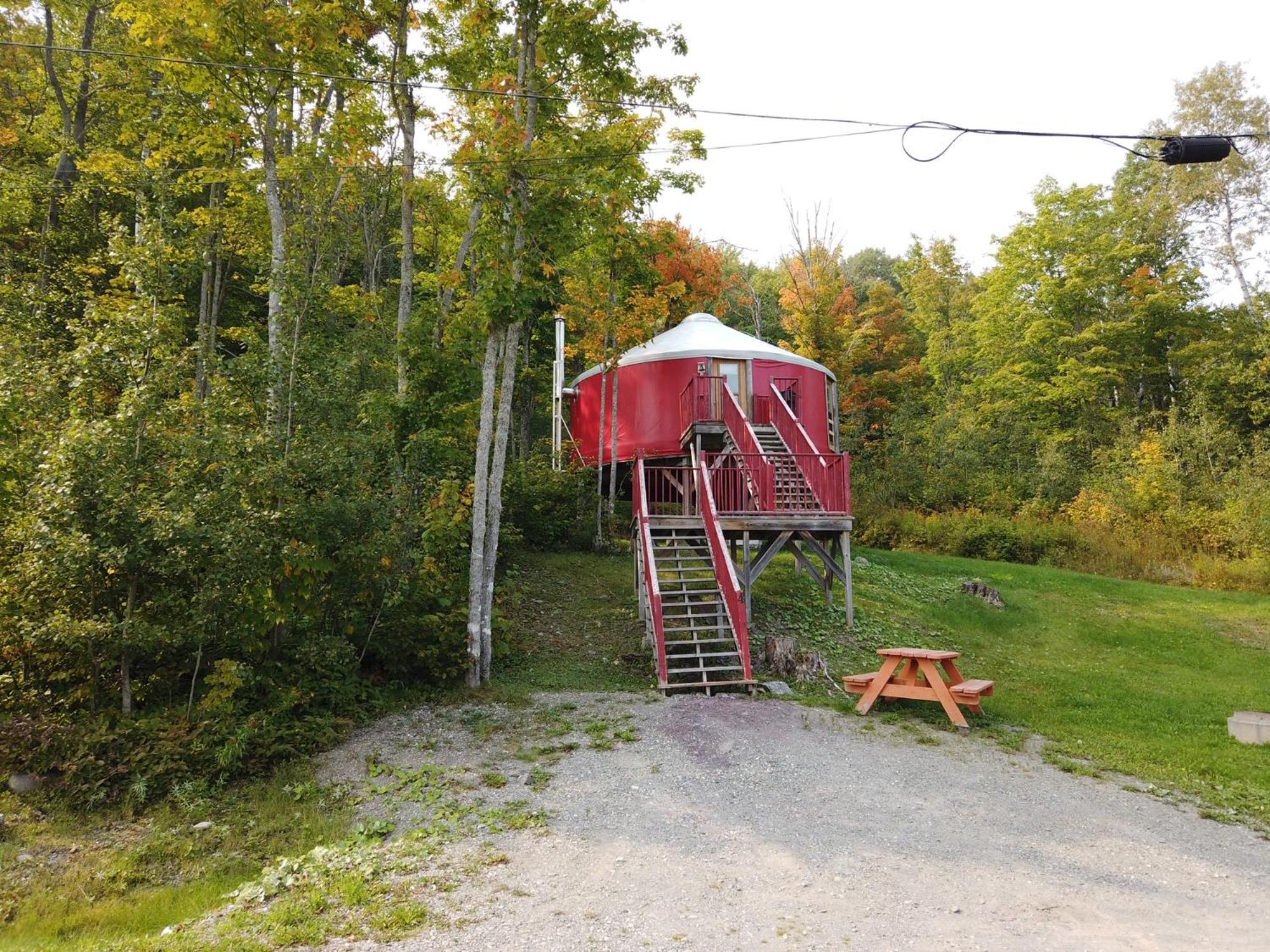 Parc Du Mont-Citadelle Villa Saint-Honore-de-Temiscouata Exterior photo